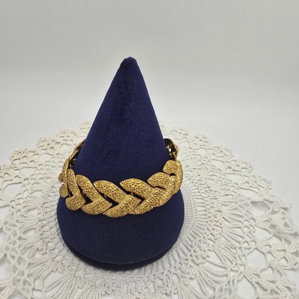 Vintage Link Bracelet Gold Tone Braided Fishtail size 7